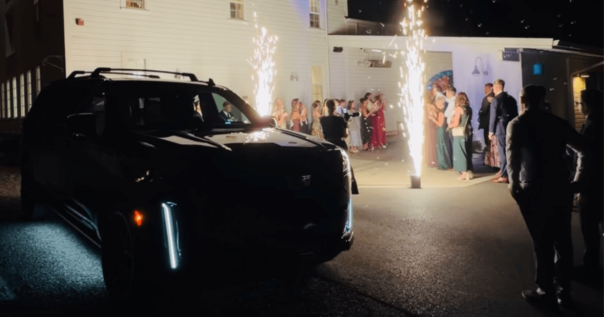 Limo service Vancouver WA Sprinter at Heathman Lodge wedding pickup — All Star Town Car