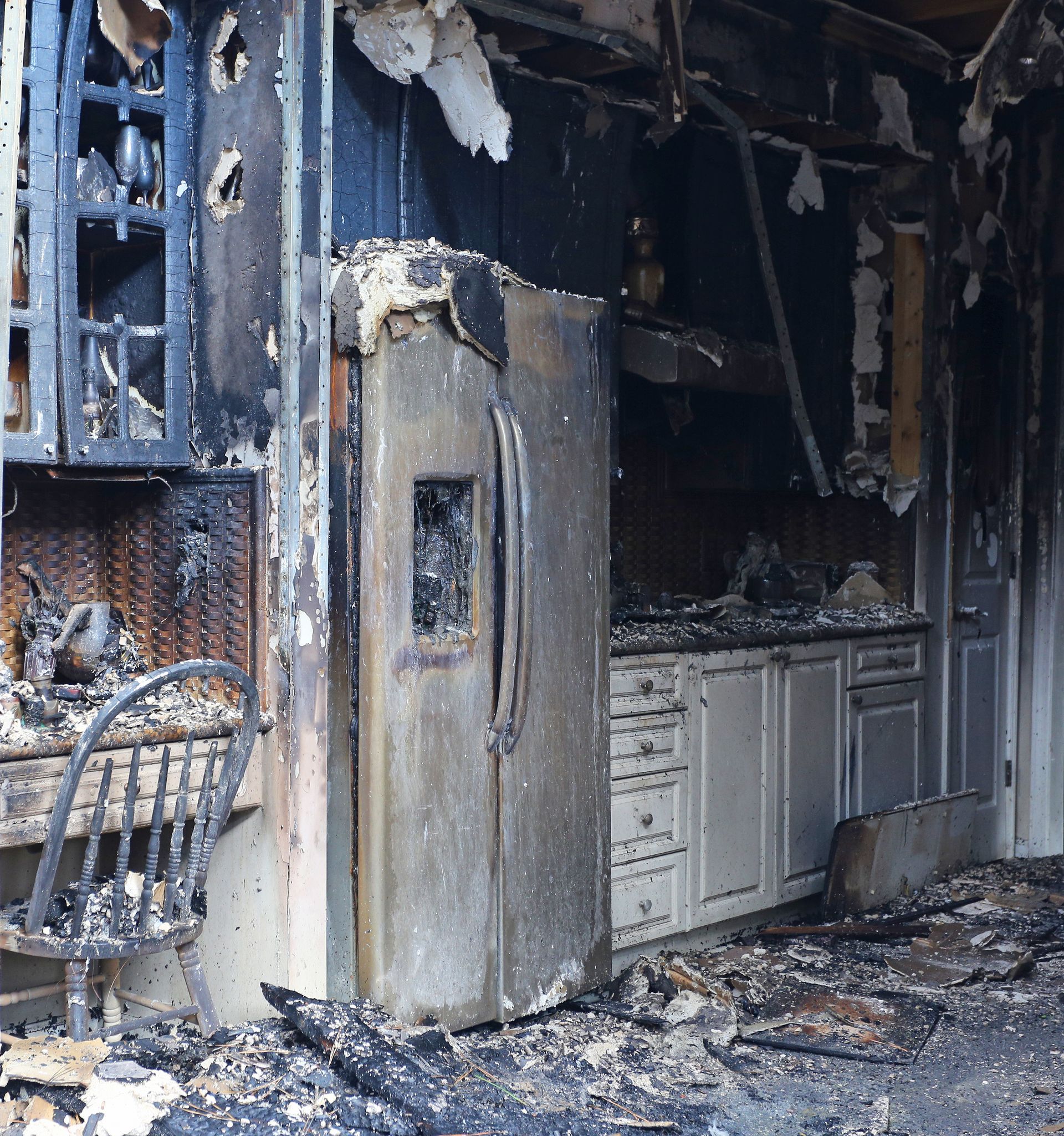 Burning House with a lot of Smoke