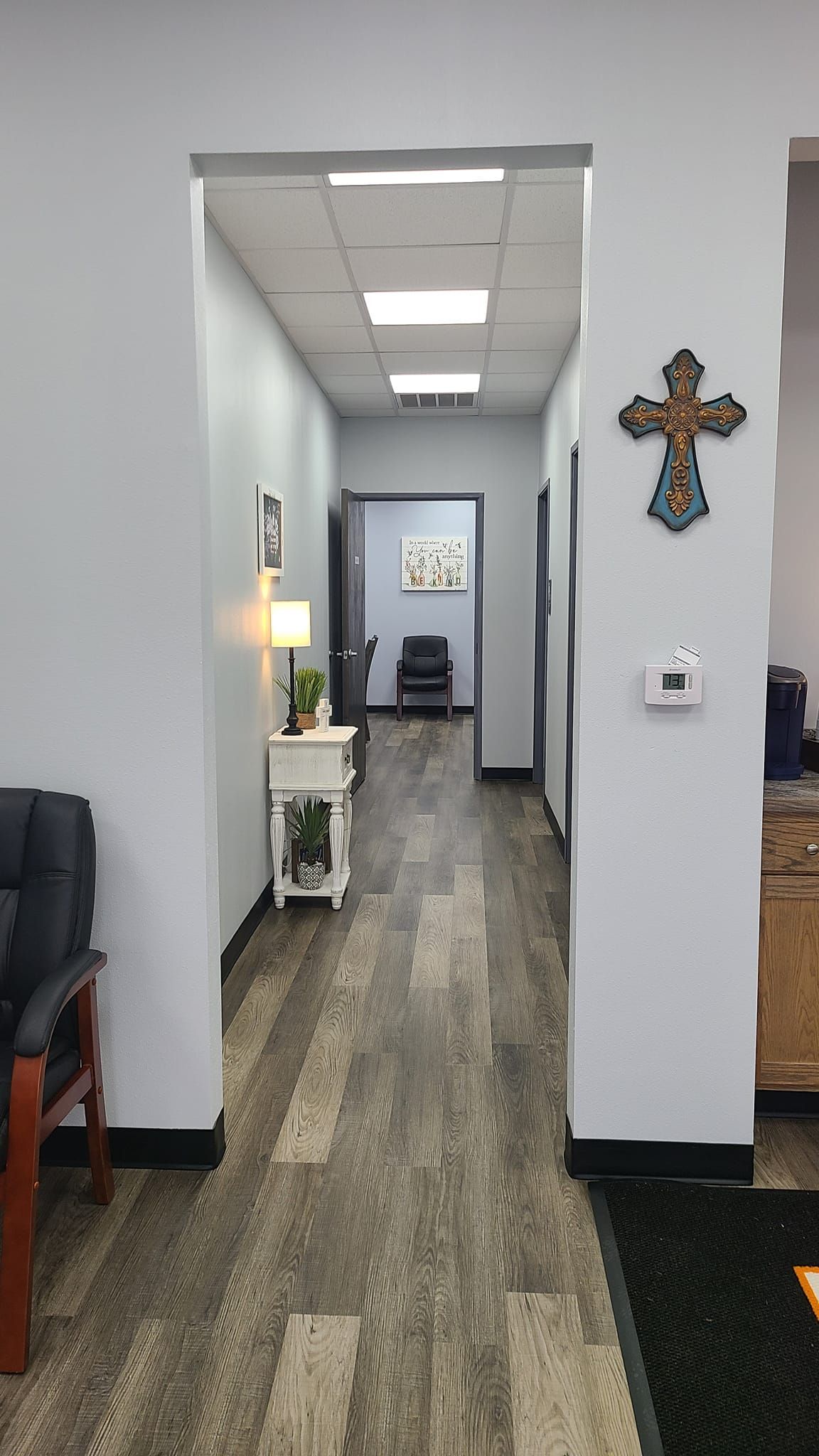 Hallway To The Room — Fort Worth, TX — Auto Glass Xperts