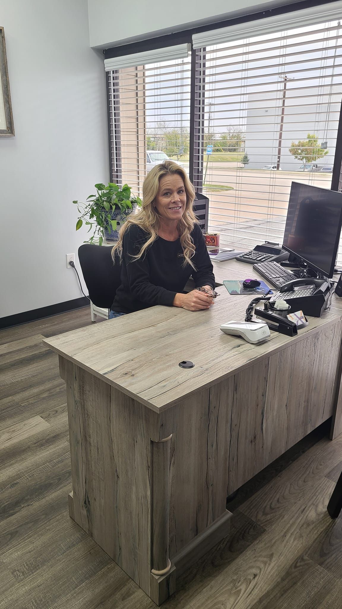 Beautiful Woman — Fort Worth, TX — Auto Glass Xperts