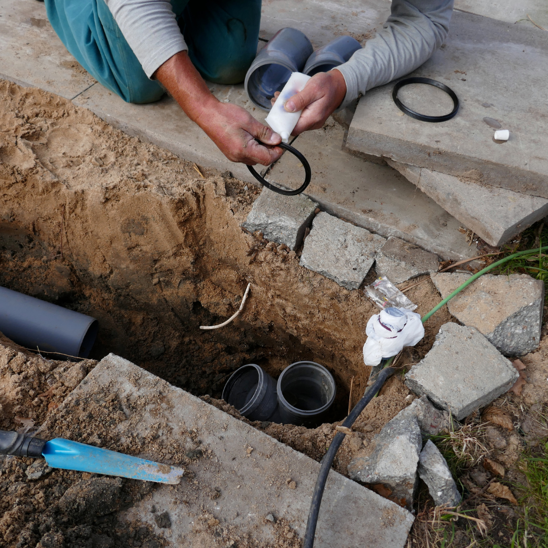 sewage cleanup service