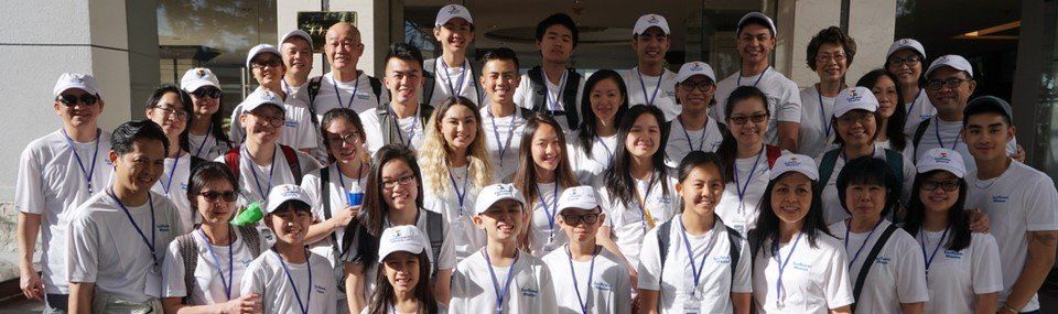 A large group of people are posing for a picture.