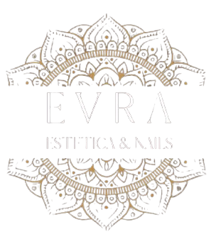 Il logo di EVRA, un'azienda di estetica e manicure, presenta un elaborato disegno mandala dorato e argentato attorno al testo.