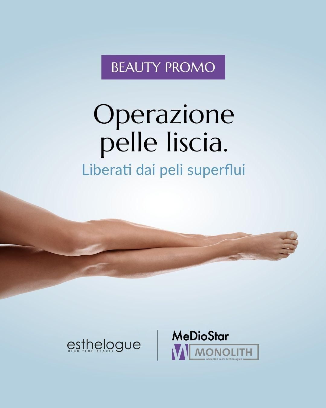 Pubblicità per la depilazione: gambe incrociate, pelle liscia. Banner viola 