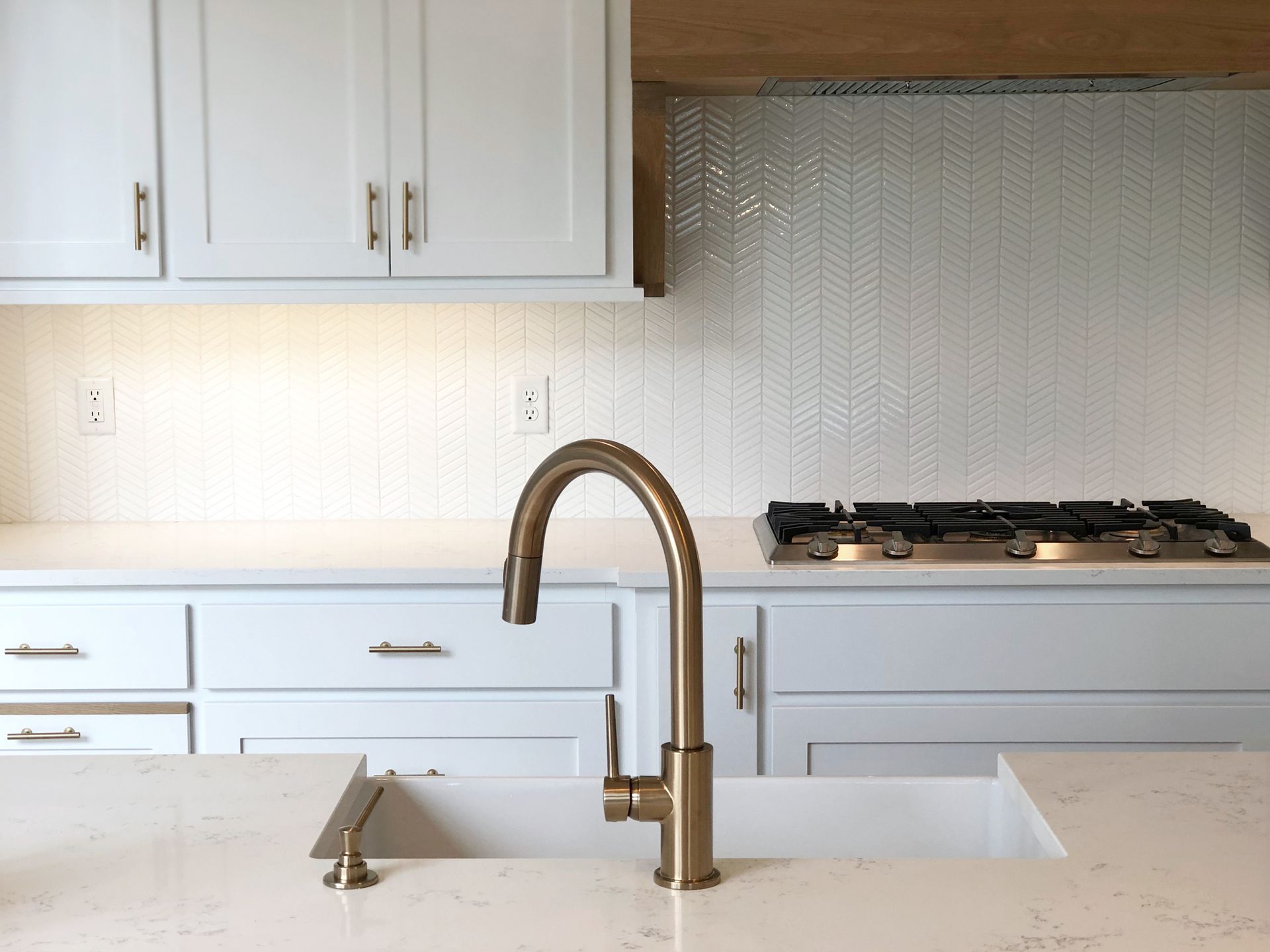 Photo of kitchen with quartz countertops