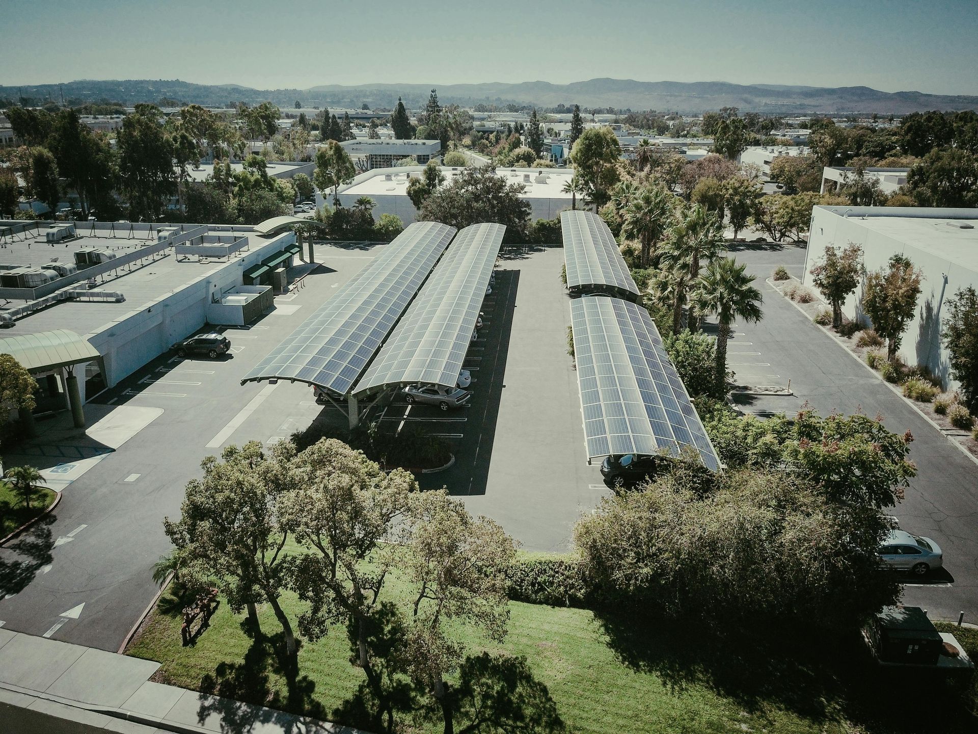 Solar Carports: Reducing Energy Costs & Improving ROI