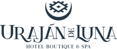 Logotipo para Uraján de Luna Hotel Boutique & Spa, con un emblema encima del nombre.