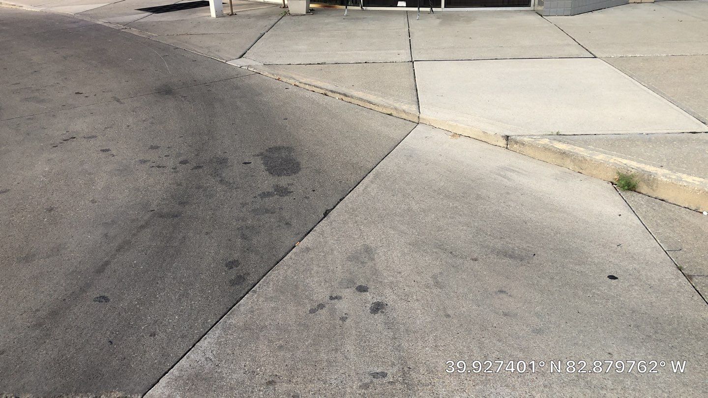 Commercial concrete cleaning — Dublin, OH — Elite Softwash