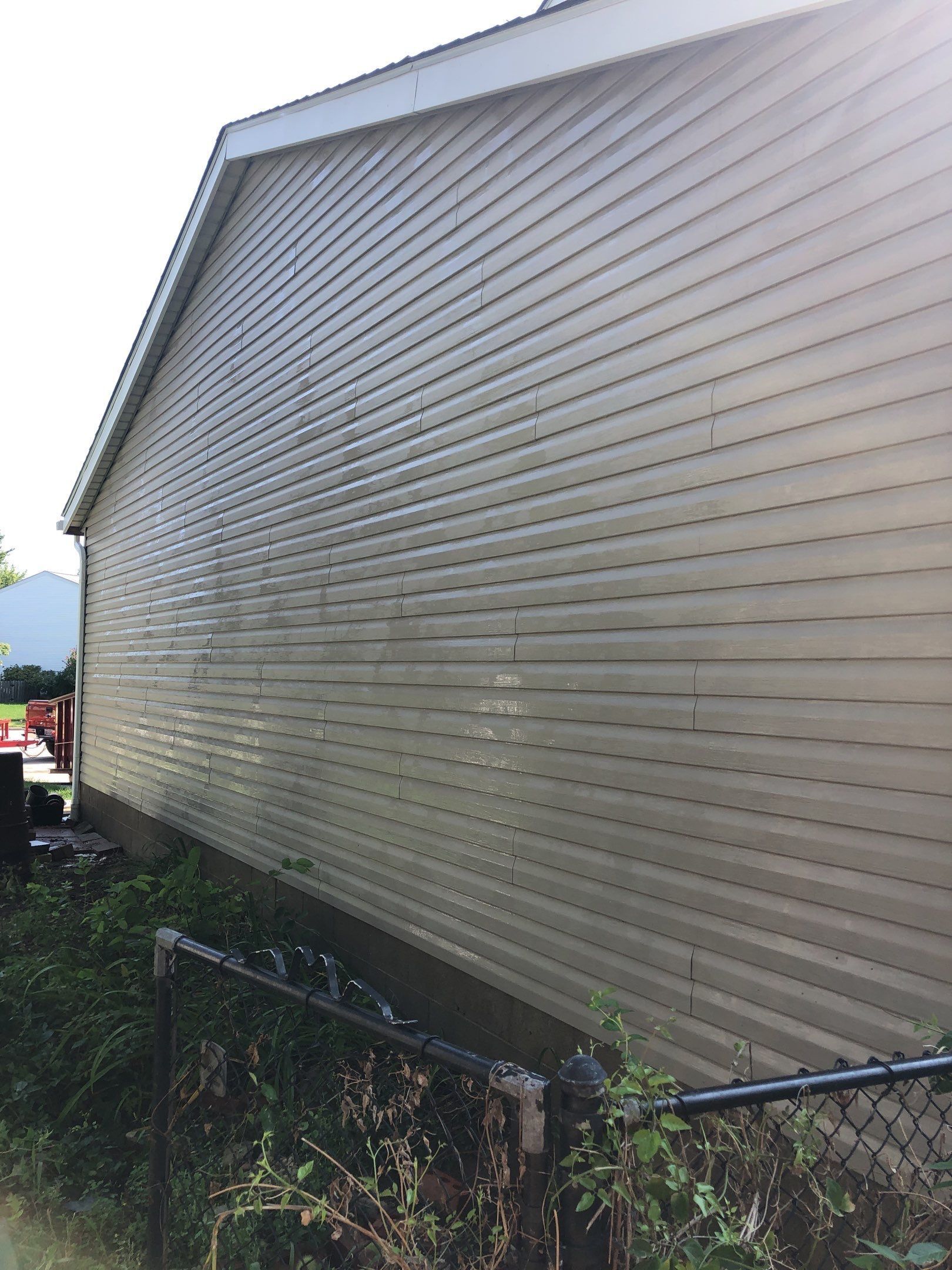 House washing vinyl siding — Dublin, OH — Elite Softwash