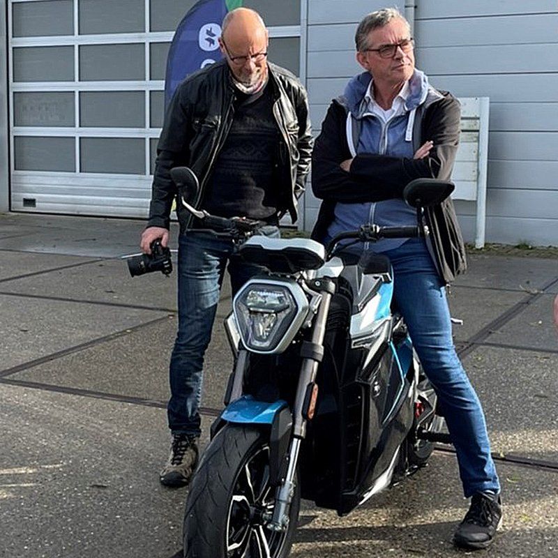 Gert-Jan Rongen & Guy Salens - Electric Motorbikes