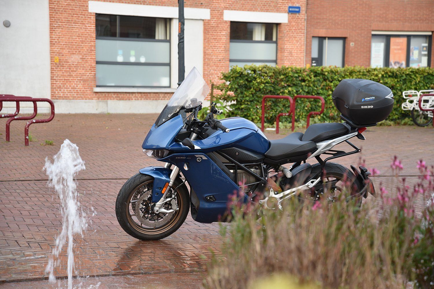 Zero SR/S - Zero Motorcycles - Electric Motorbikes