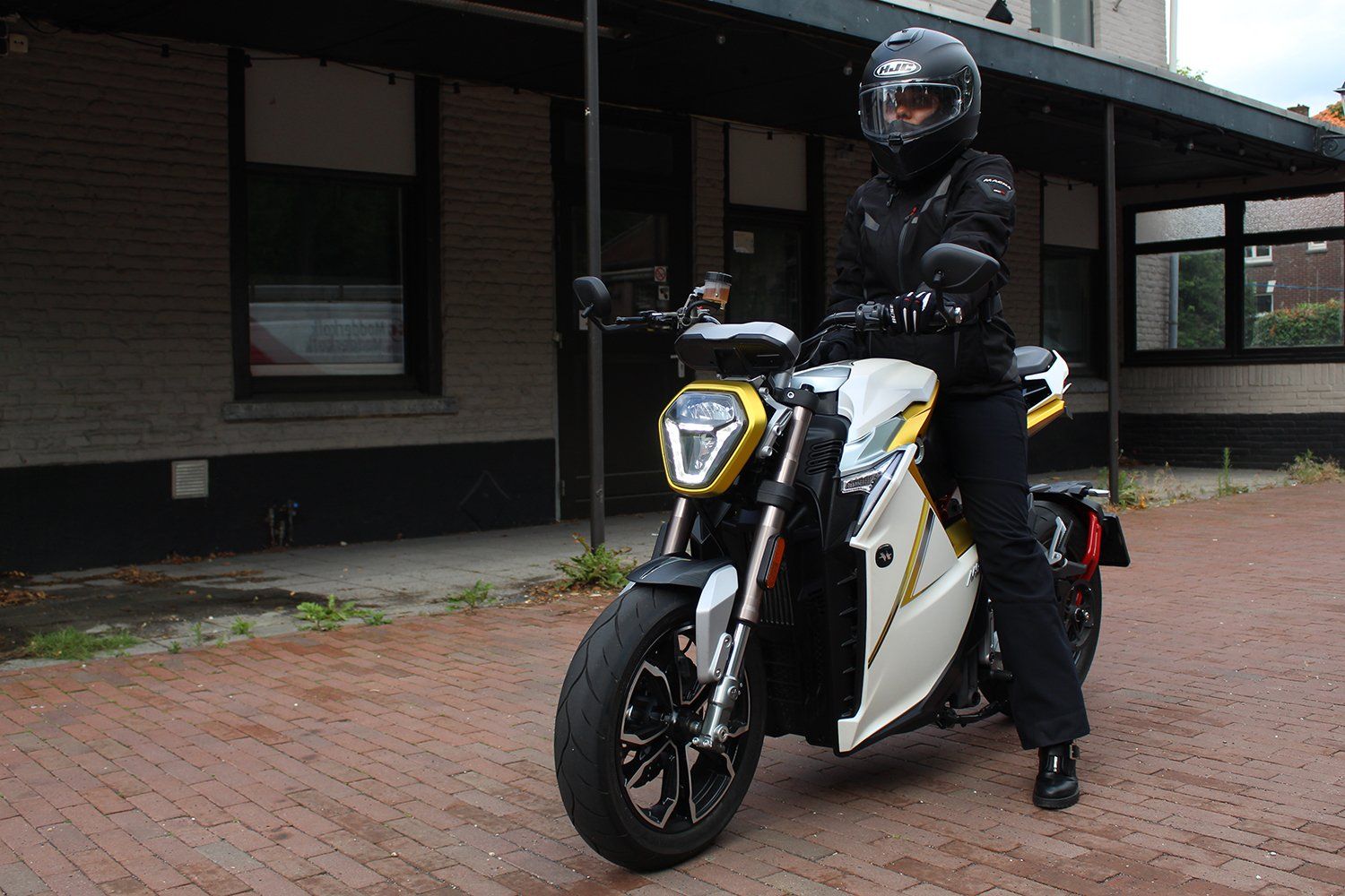 ovaobike MCR-M / Electric Motorbikes - E-center