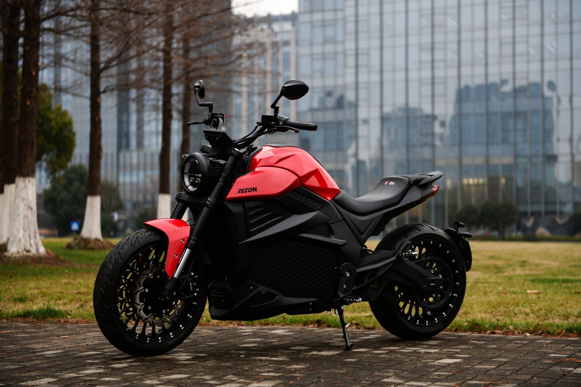Bohemia Rezon Motorcycles