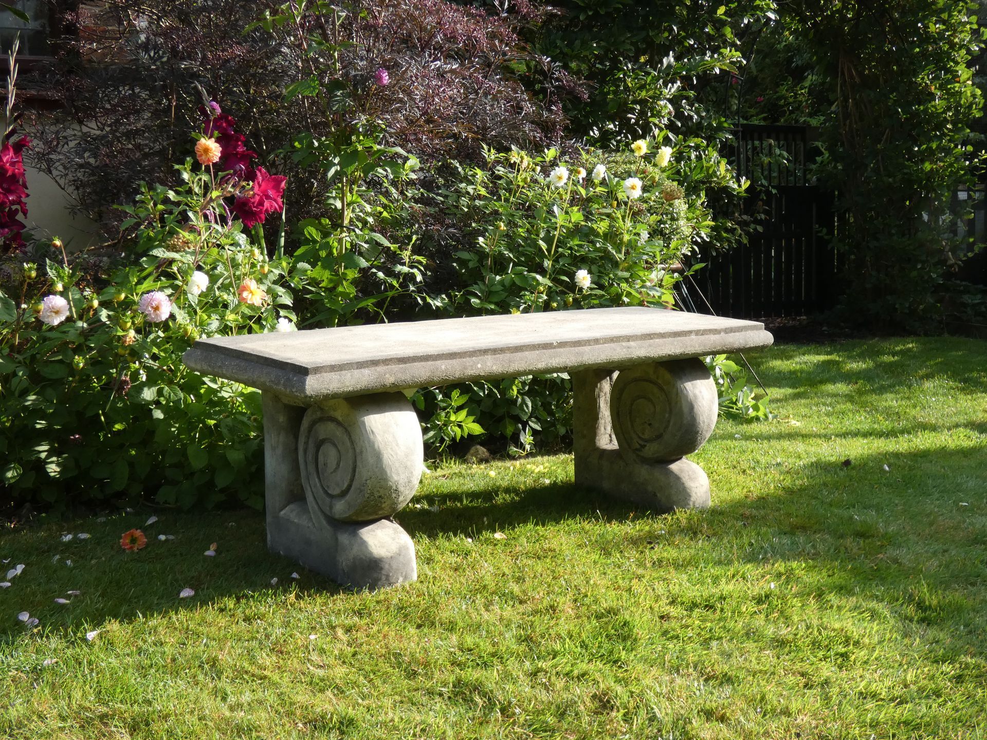 grand bench tudor stone garden statue ornament