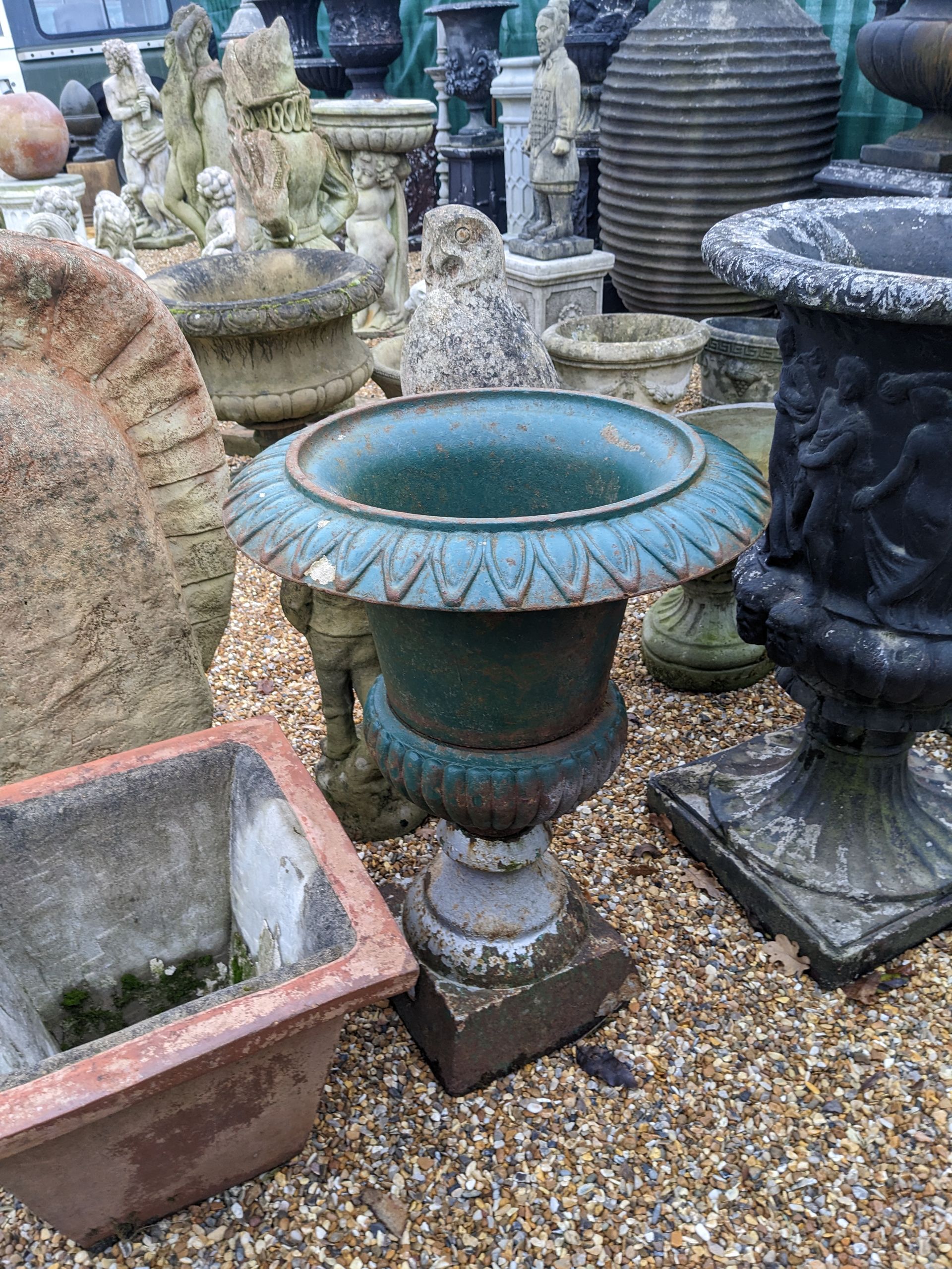 metal iron vase tub urn planter stone garden statue