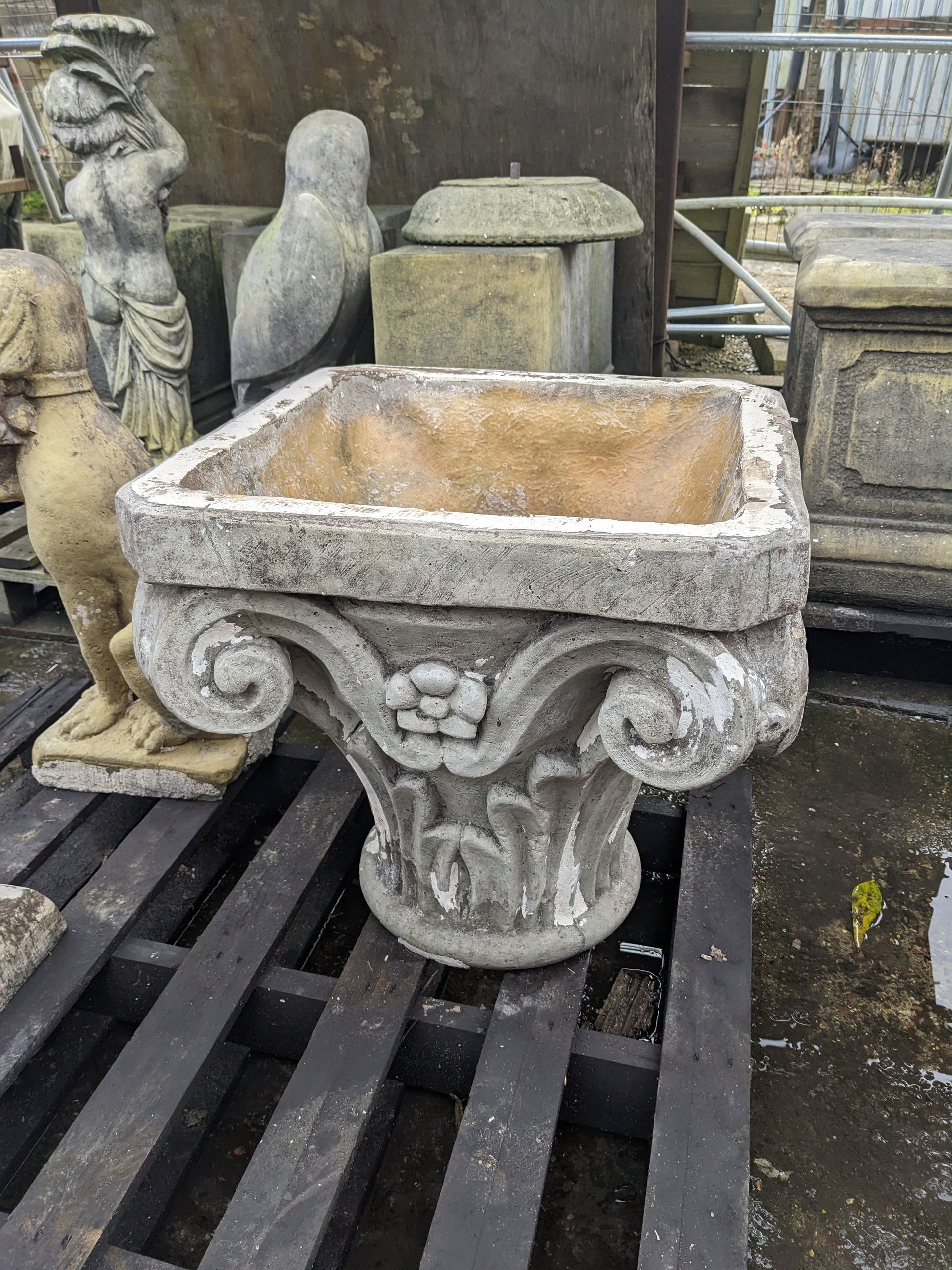 corinthian column top vase tub urn planter stone garden statue
