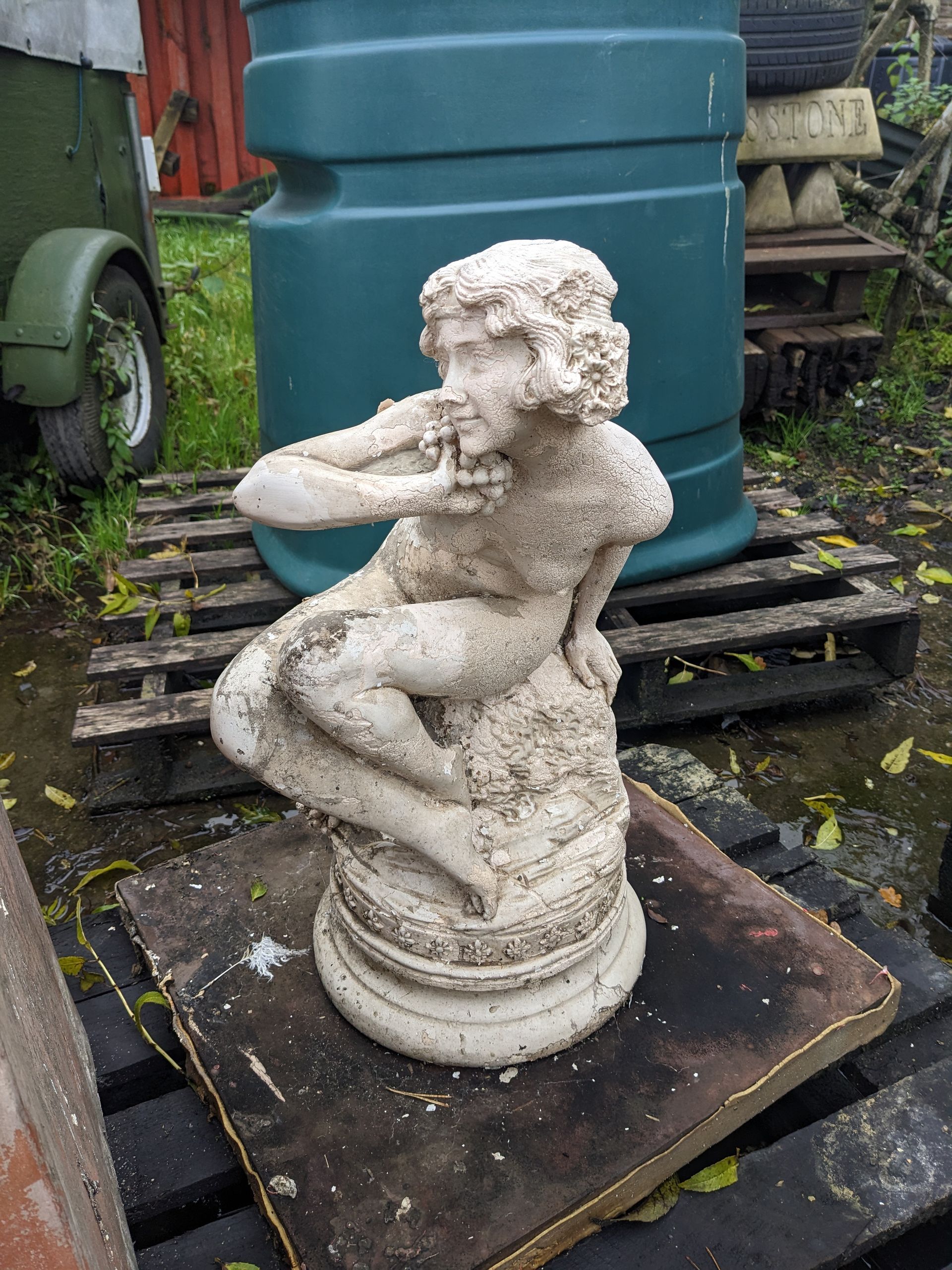 nouveau girl twenties flapper stone garden statue