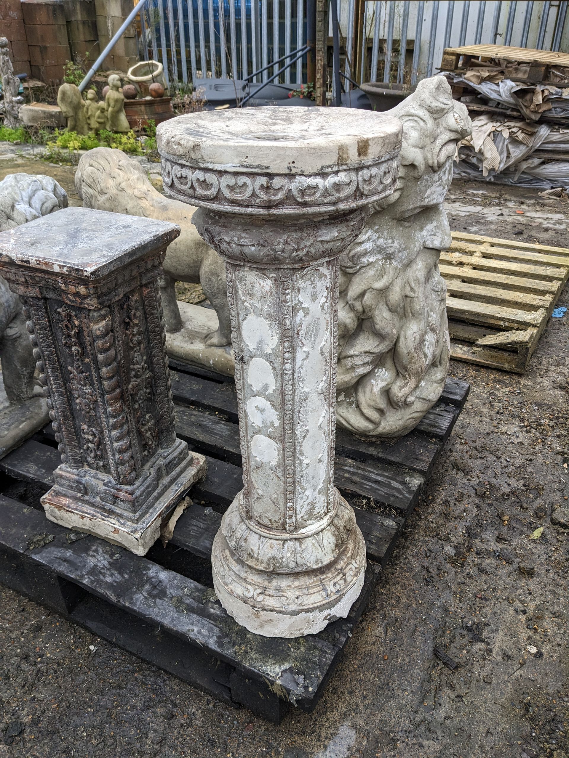indian column stand pedestal stone garden statue