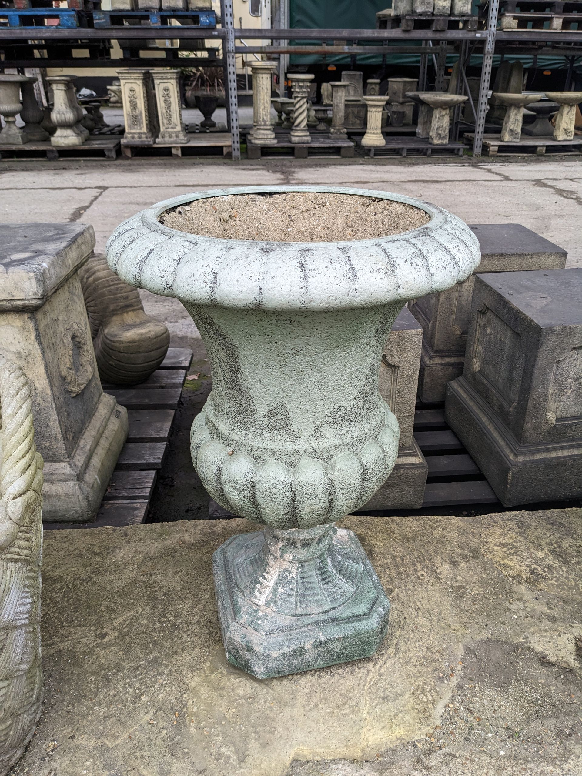 jade green vase tub pot urn stone garden statue