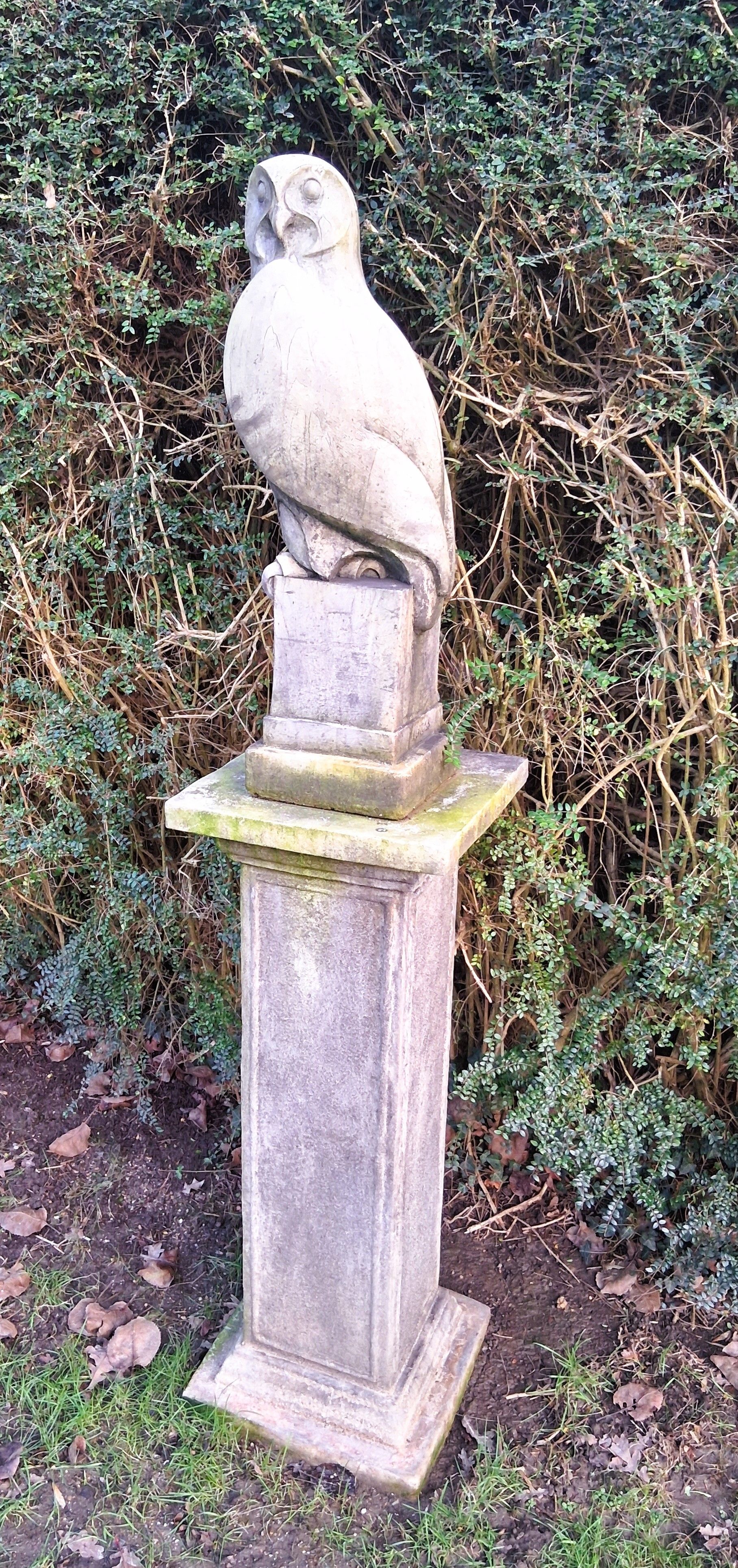 owl bird plinth stand pedestal stone garden statue