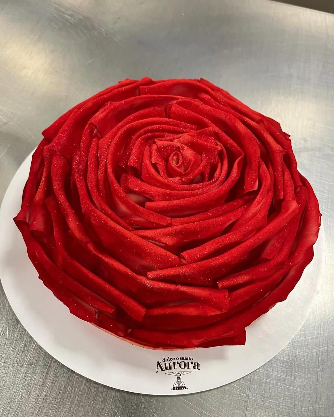 Torte fresche preparate artigianalmente.