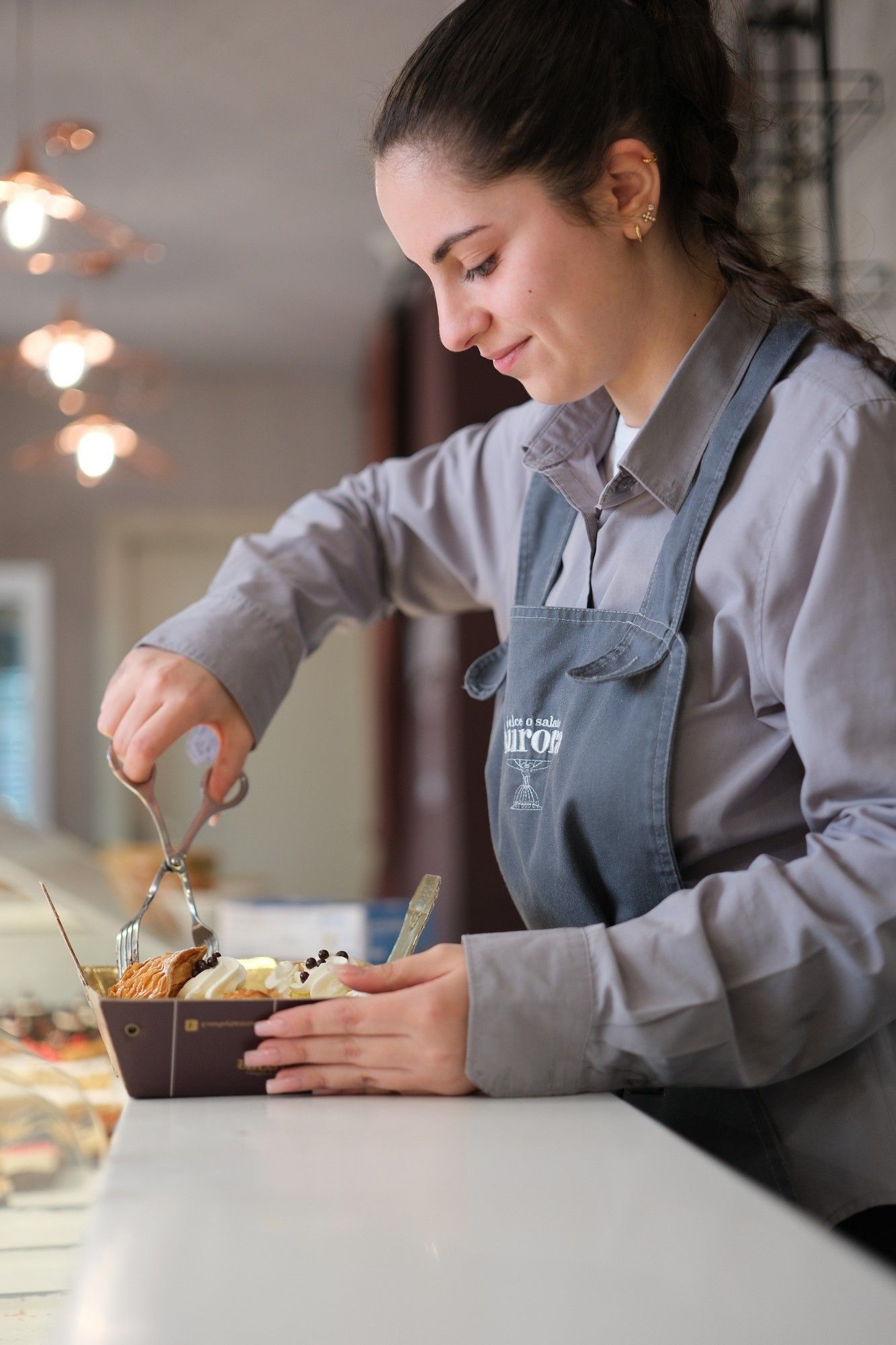 preparazione vassoio dolcetti