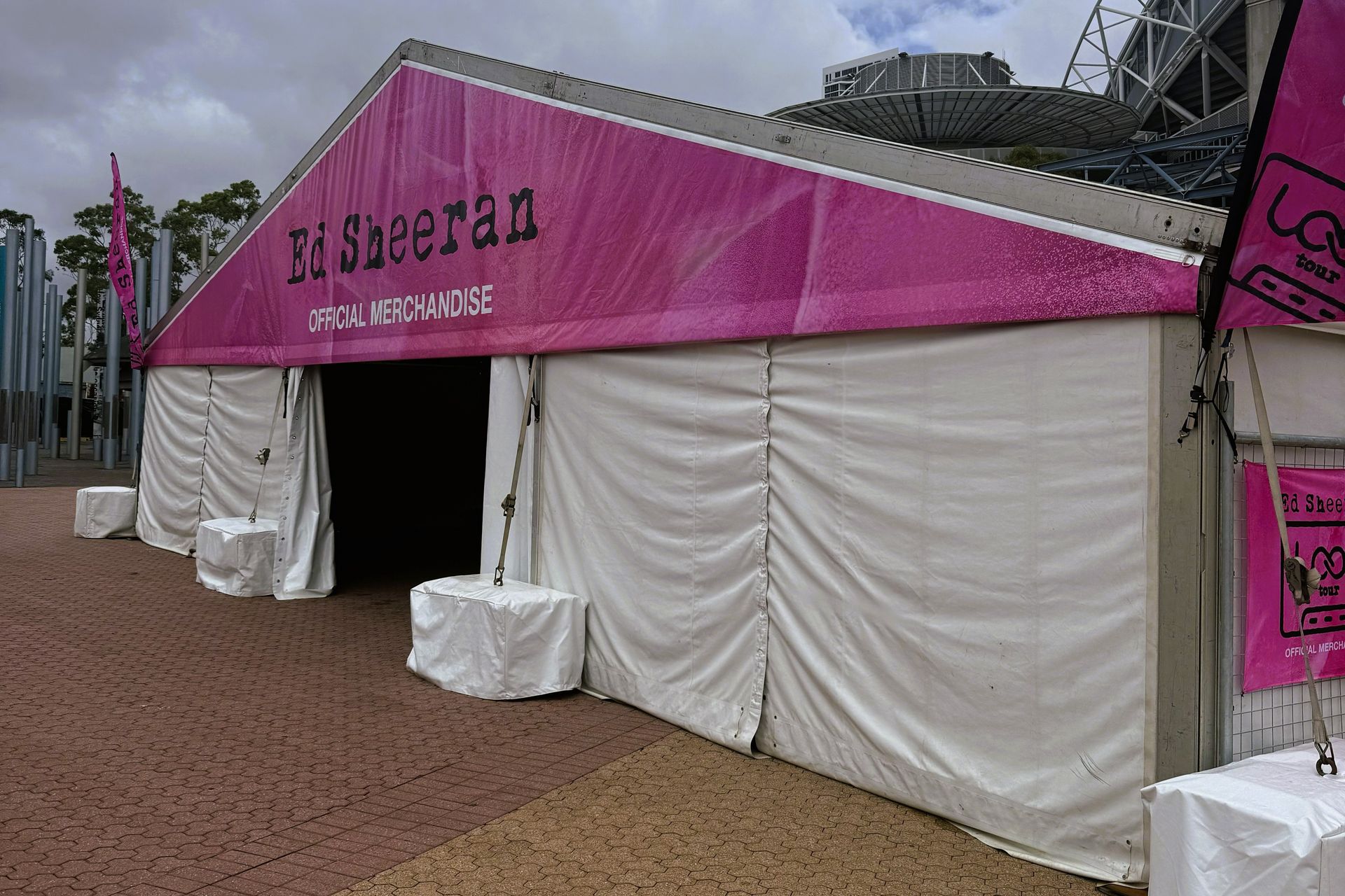 15m Hoecker Marquee Structure
Custom Print Gable
Accor Stadium
Homebush NSW