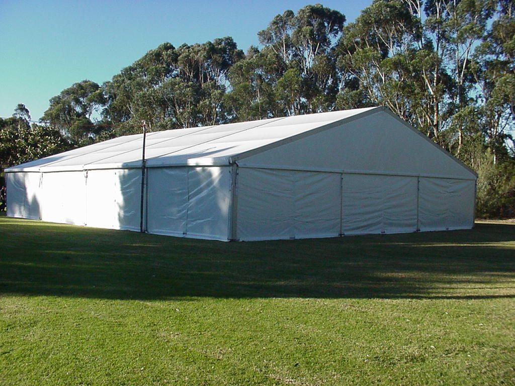 15m Hoecker Marquee Structure
White Roof & Walls