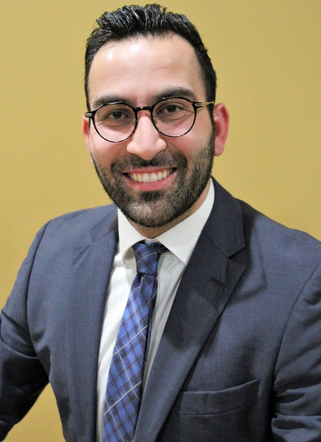 Meet Dr. Rayz Khoury Implant Dentist in Swartz Creek