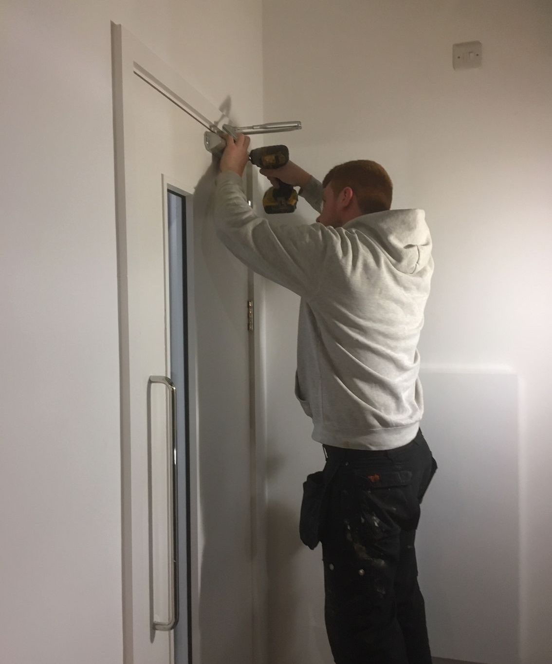 Operative Maintaining Fire Door 