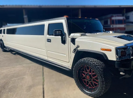 Black SATX party bus