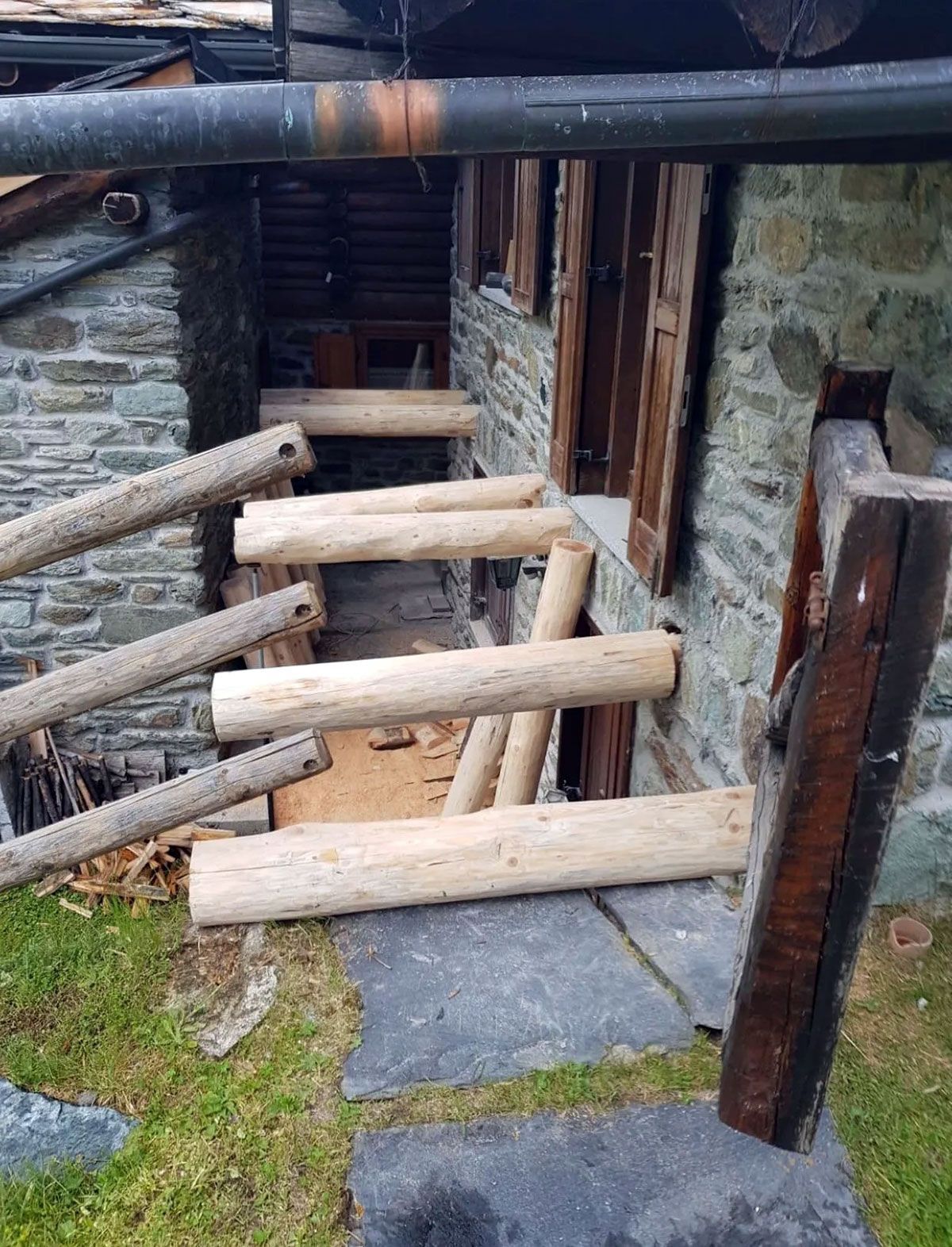 scalini in legno