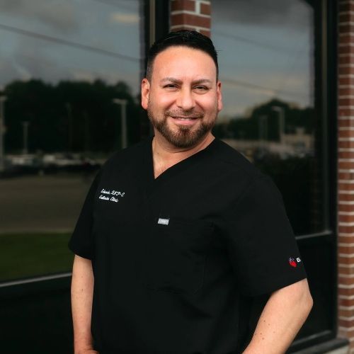 Eduardo Gallardo, FNP-C