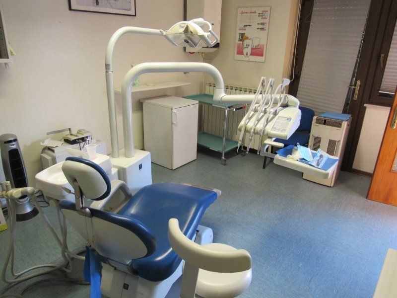 attrezzature di uno studio odontoiatrico