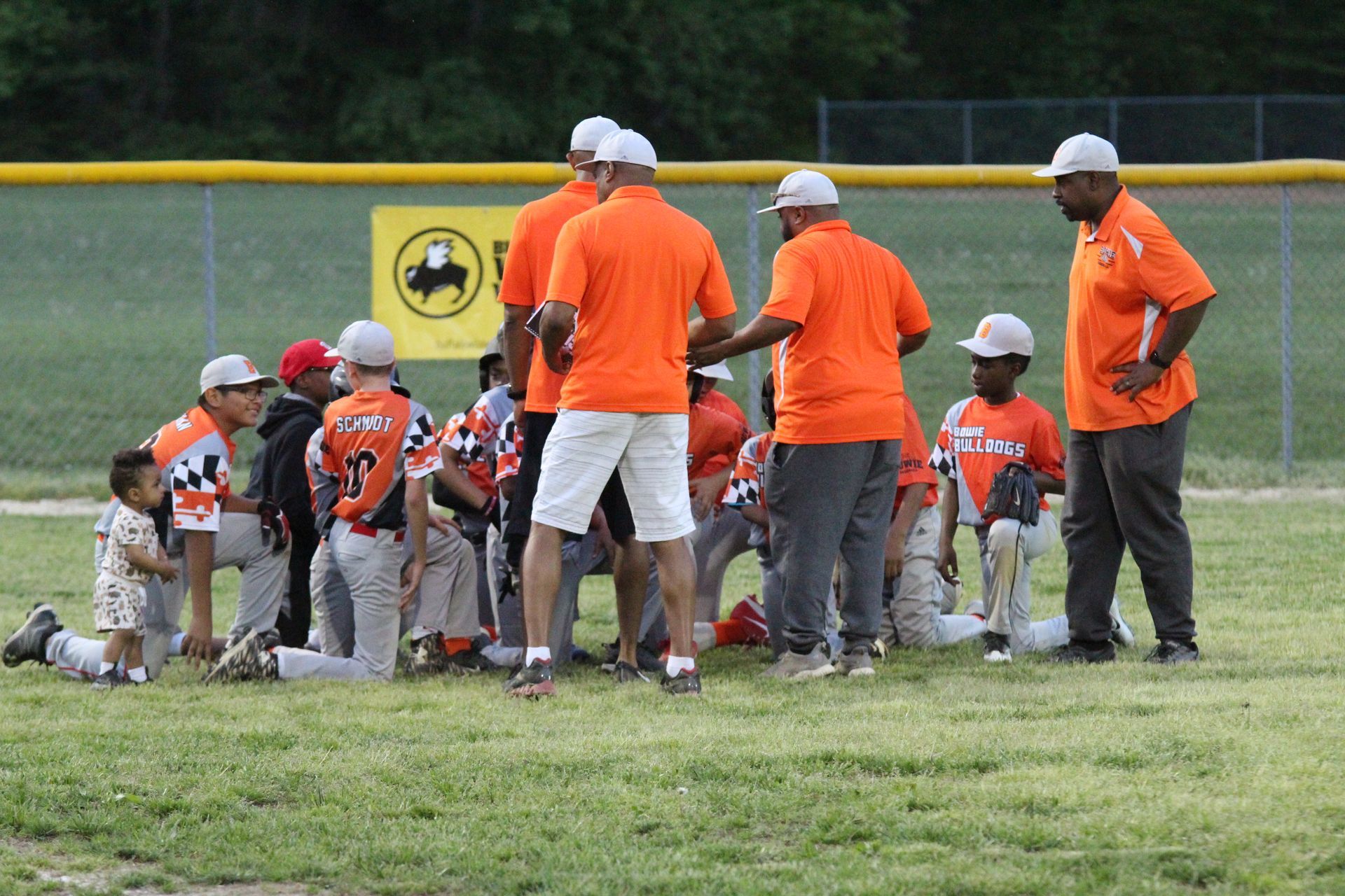 bowie baseball team in the field