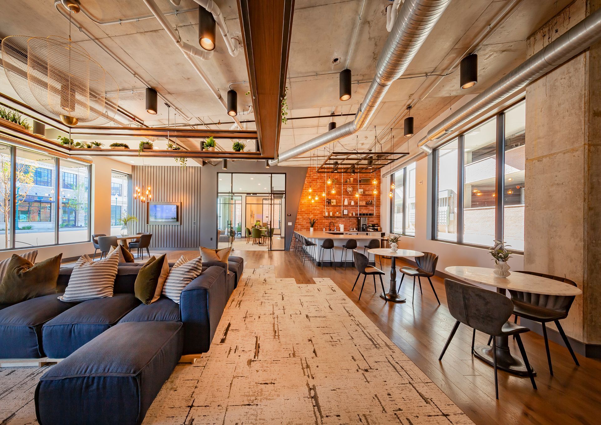 Clubhouse room at Nickel Plate.