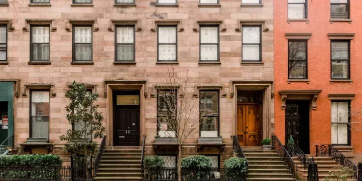 Brownstone & Townhouse Landscaping Ideas for Brooklyn in 2026