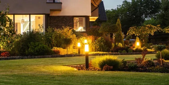 Landscape Lighting Installation in NYC: What It Costs and What to Expect
