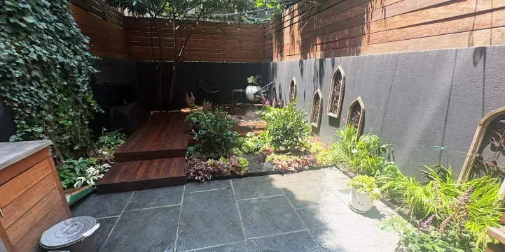 What Changes When You Hire the Right Landscaping Company in Brooklyn, NY