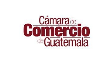 Logotipo para Cámara de Comercio de Guatemala en fondo blanco con letras rojas.