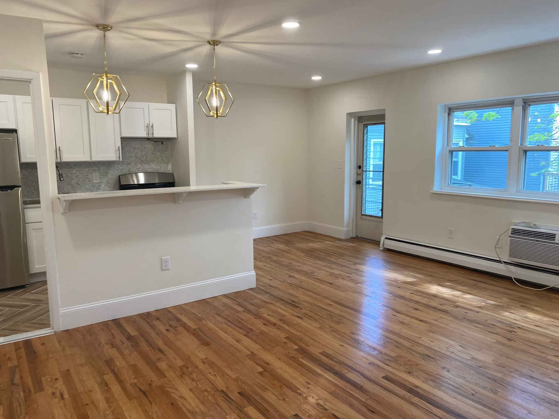 2 Bedroom for Rent in South Orange, near Seton Hall, Open kitchen with Stainless Steel appliances