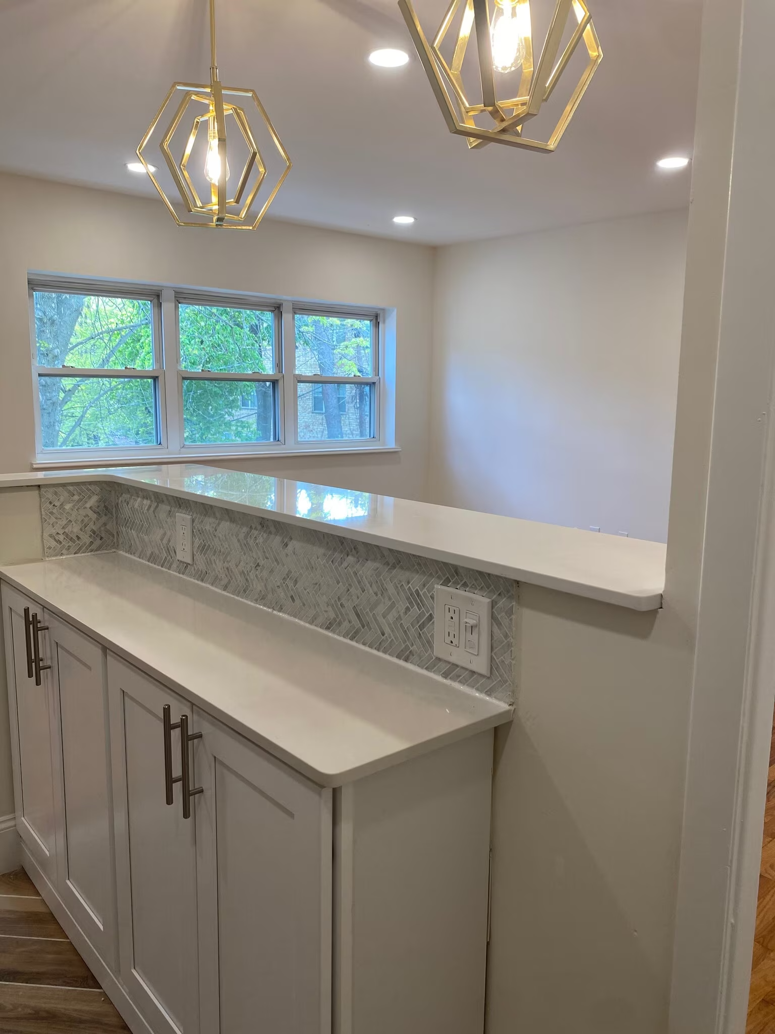 2 Bedroom for Rent in South Orange, near Seton Hall, Open kitchen with Stainless Steel appliances