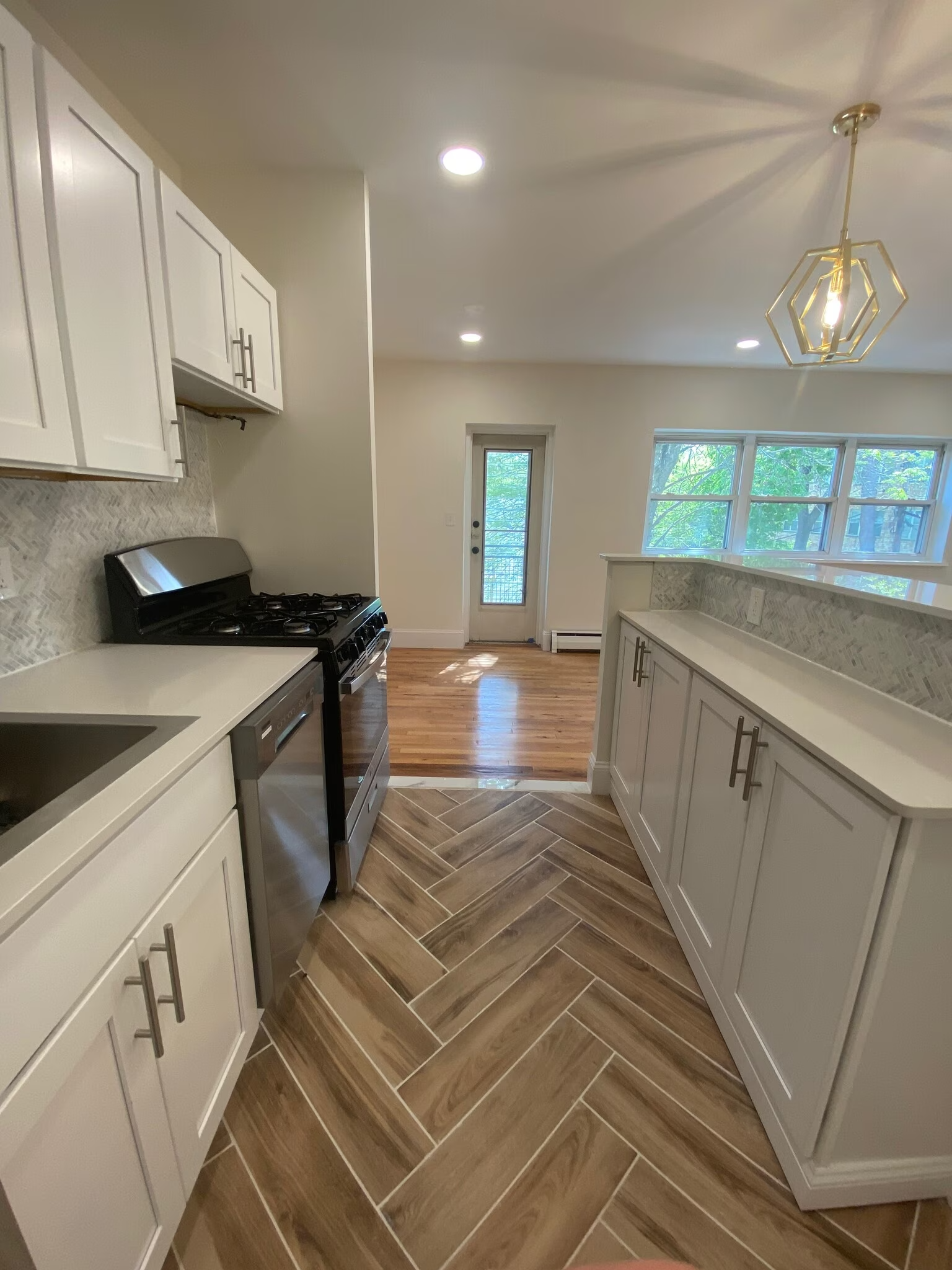 2 Bedroom for Rent in South Orange, near Seton Hall, Open kitchen with Stainless Steel appliances