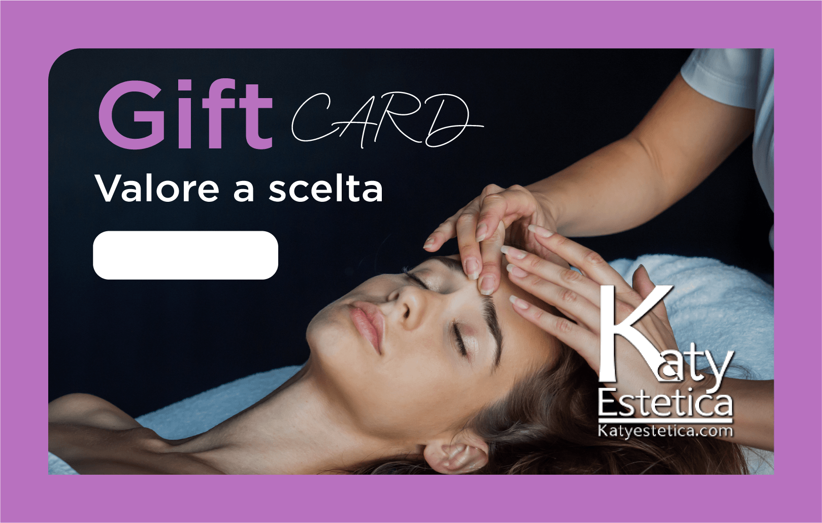 Una carta regalo con la foto di una donna che riceve un massaggio