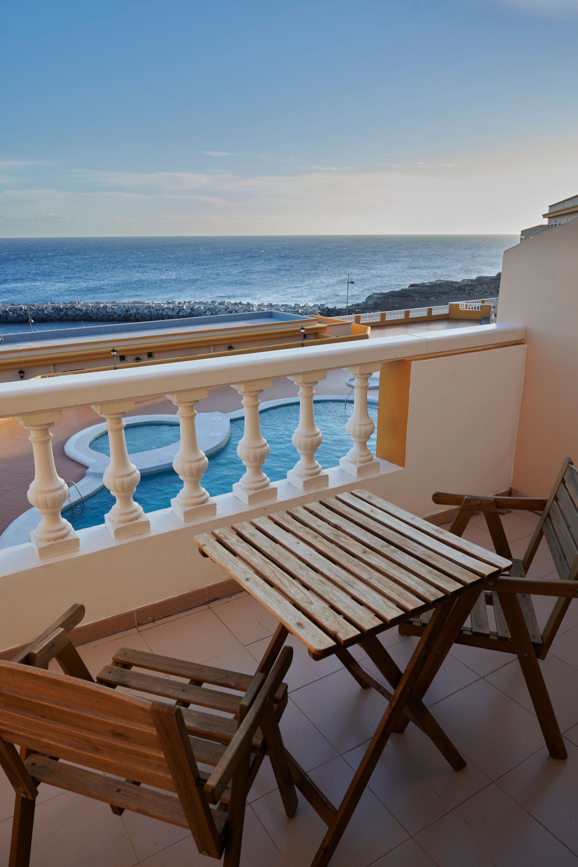 apartamento en la resigna con vistas al mar