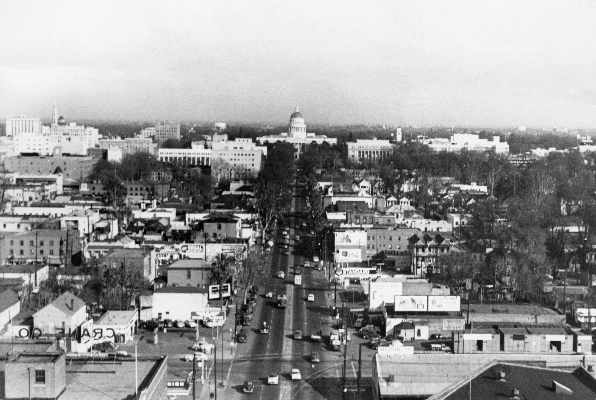 Capitol Mall before redevelopment (1957). Source: Center for Sacramento History, Frank Christy Collection, 1981/140/016.