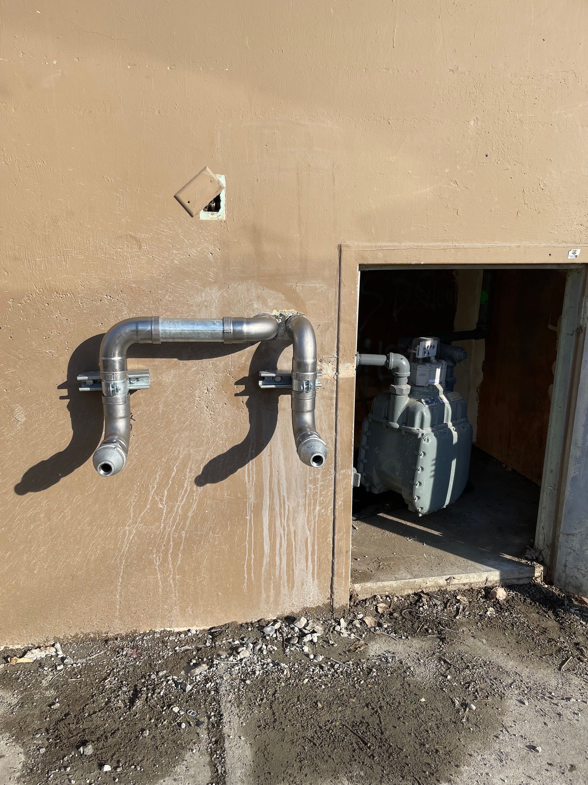 Old Gas Pipeline Outdoors — Vallejo, CA — SONS OF GLORY PLUMBING