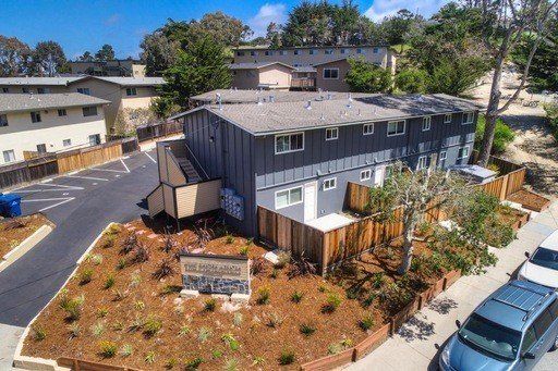 2 Moreland Ave