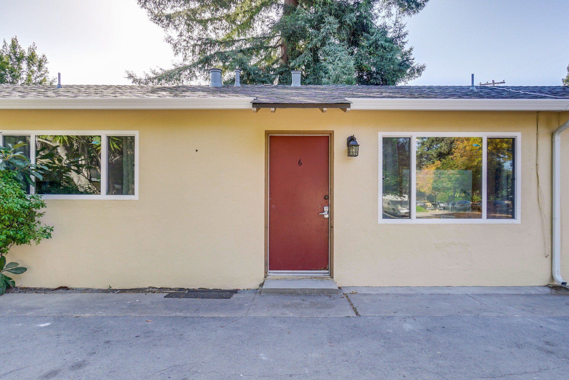 261 Oak st