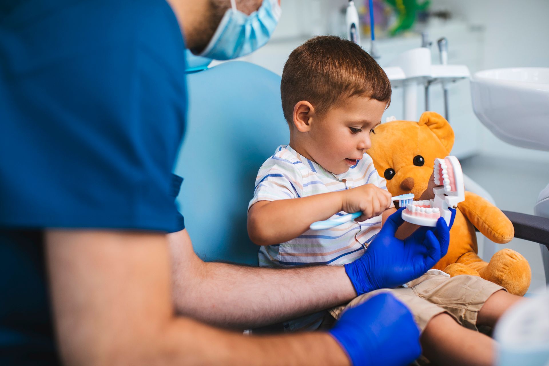Teaching Child Brushing Technique
